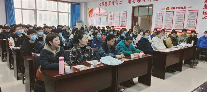 亲身观摩长见识 取长​补短促发展