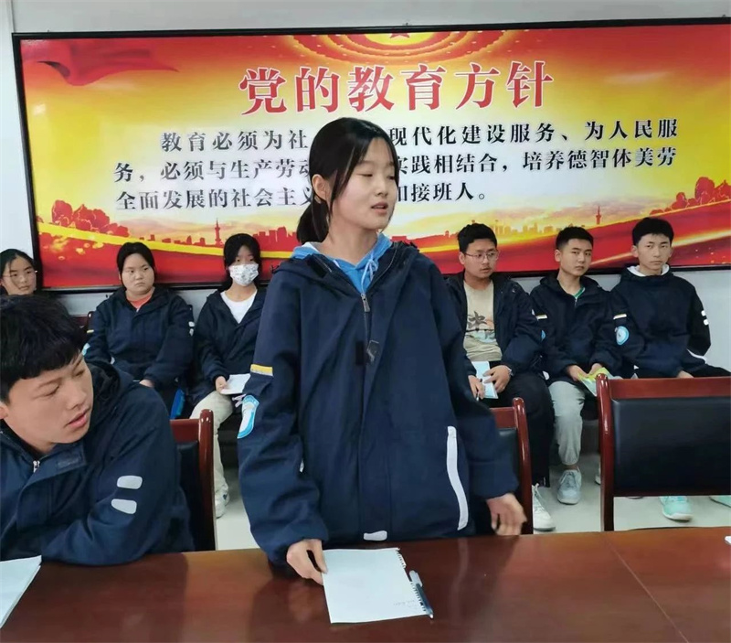 我与校长面对面—陈仓区职业教育中心举行校长接待日活动