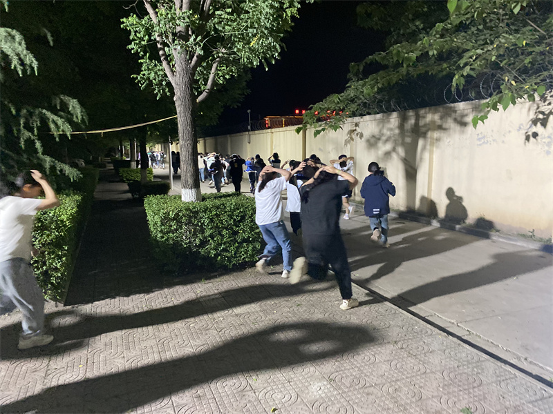 增强忧患意识，强化应急观念，共建平安校园