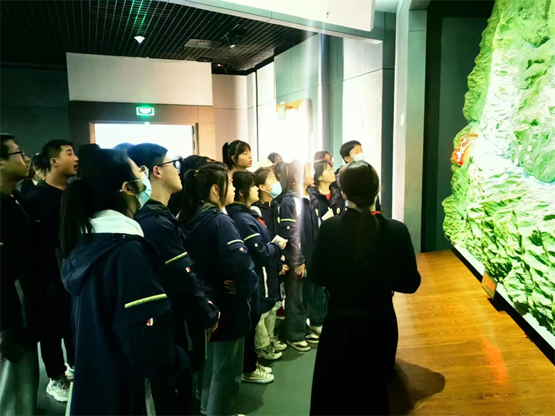 陈仓职教中心赴宝鸡青铜器博物院开展研学实践活动